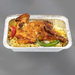 دجاج مظبي على الحجر